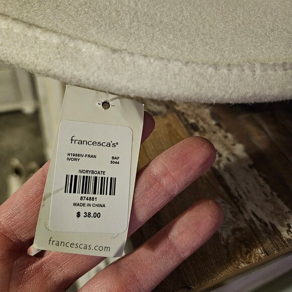 Hat - Picture 4 of 4